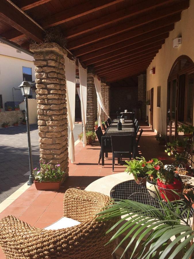 Albergo Diffuso Il Mandorlo Baressa Dış mekan fotoğraf